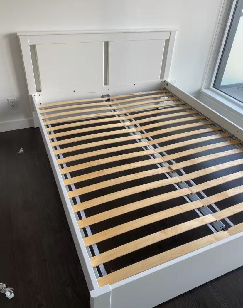 SONGESAND White Queen Bed Frame