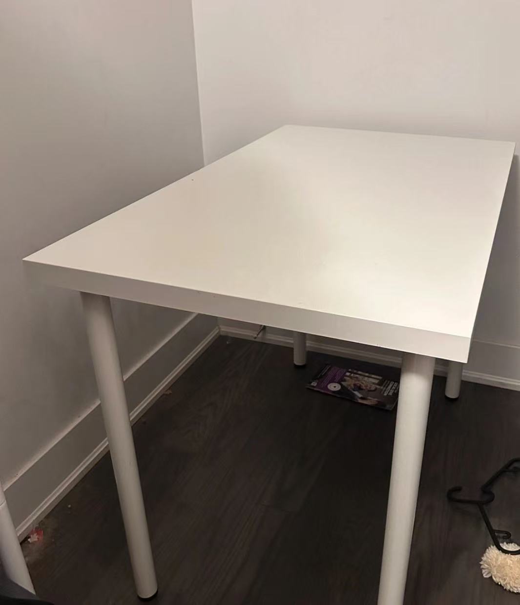 LINNMON Desk – Multiple Colors