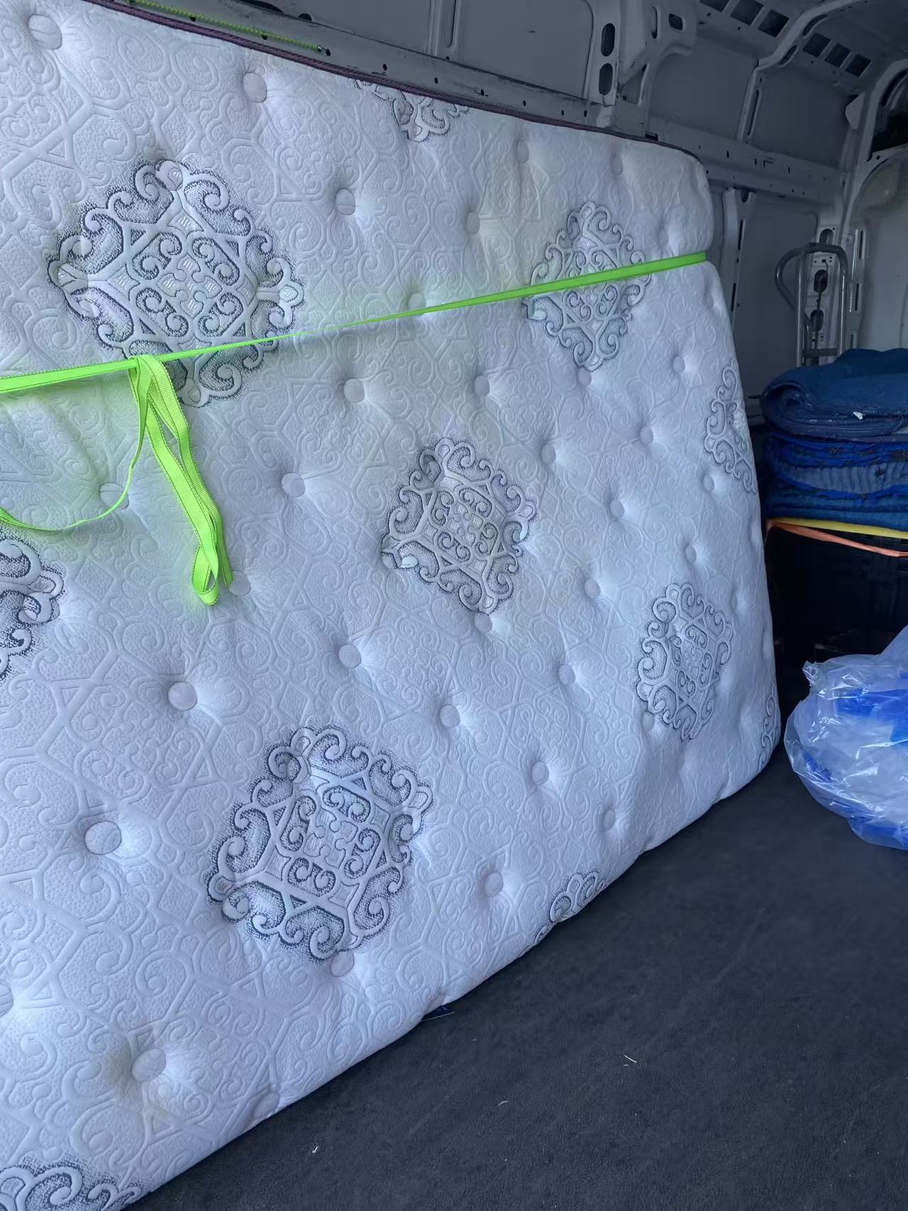 Queen Size Soft Mattress Rental – 13-inch