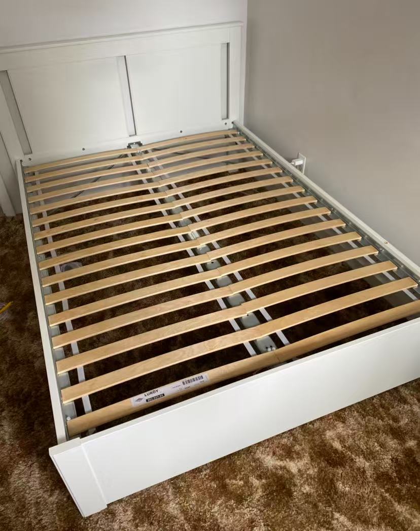 SONGESAND White Queen Bed Frame