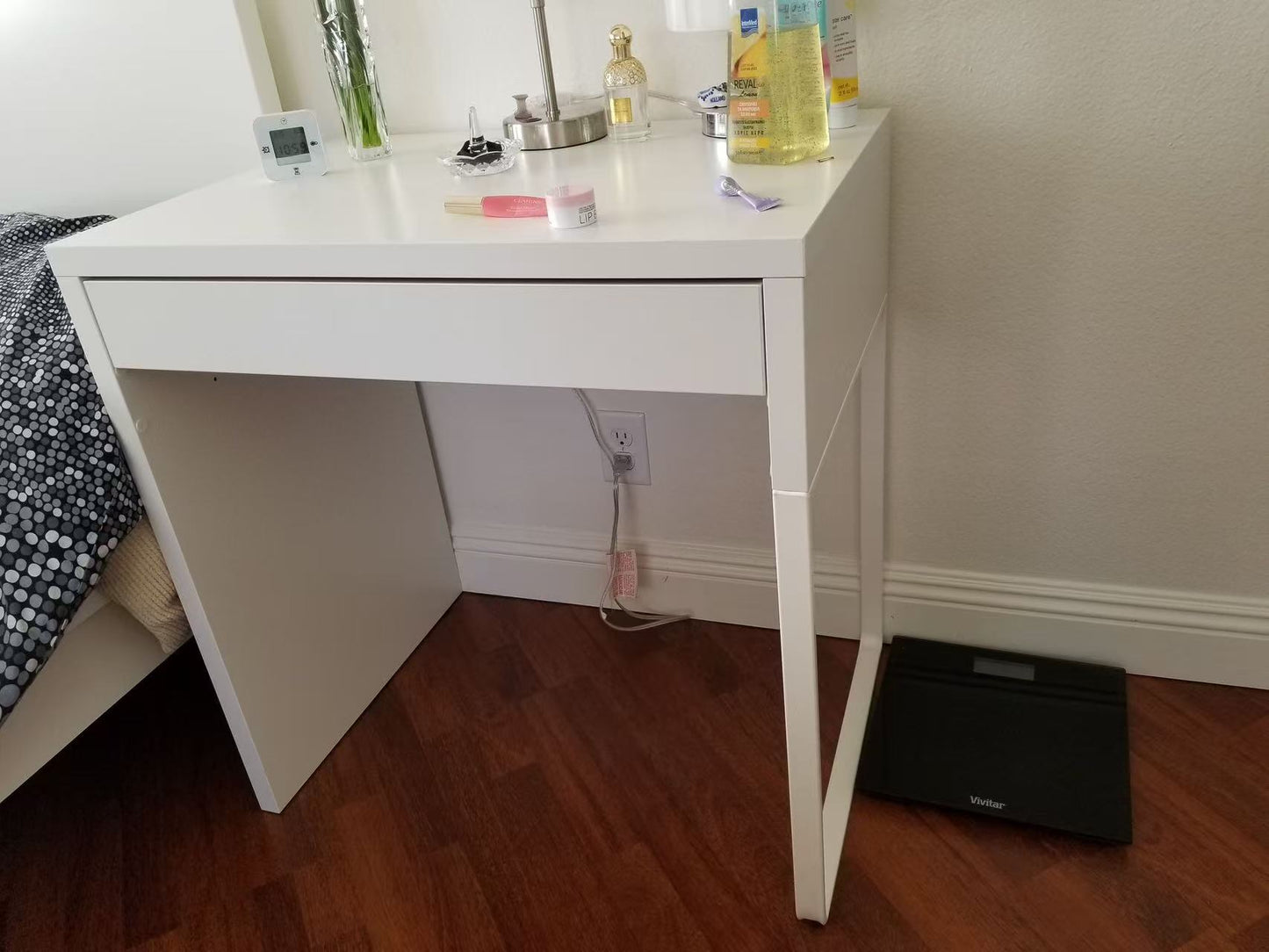 MICKE White Desk