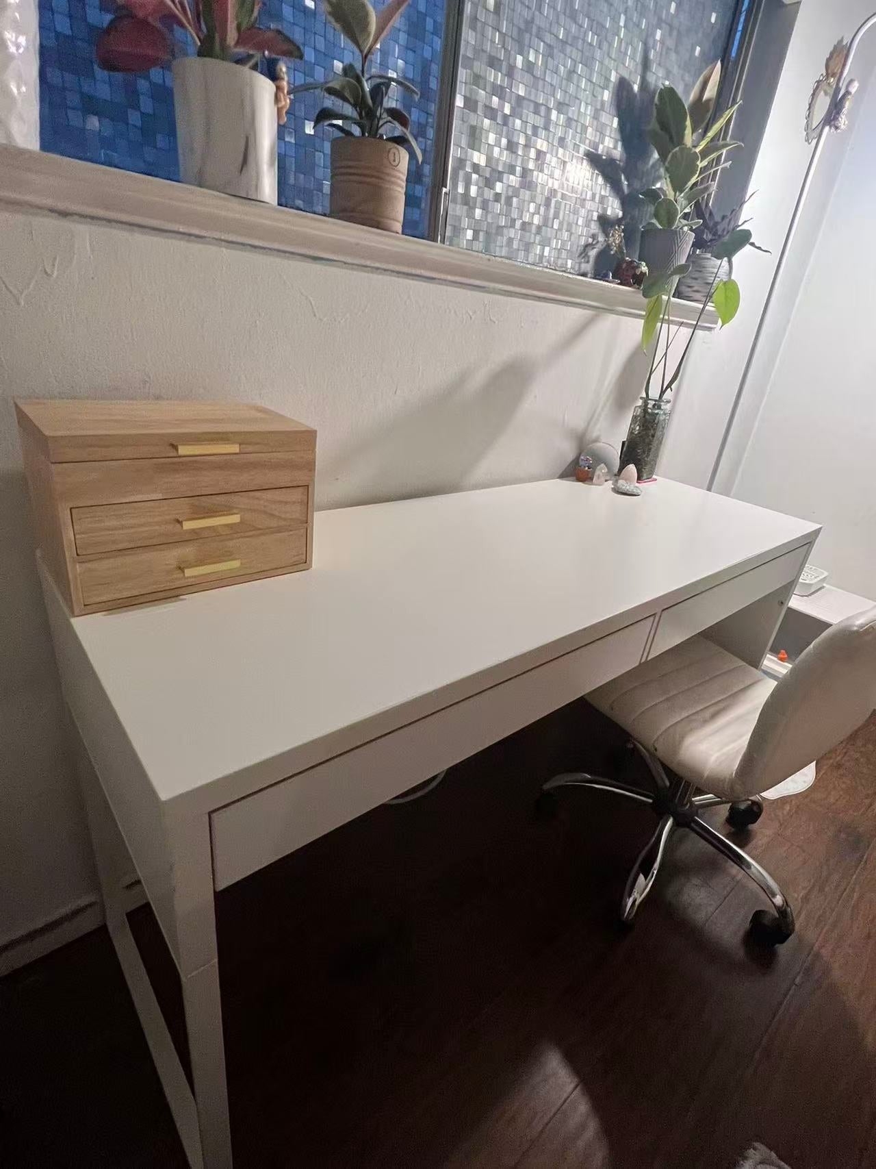 MICKE Extended White Desk