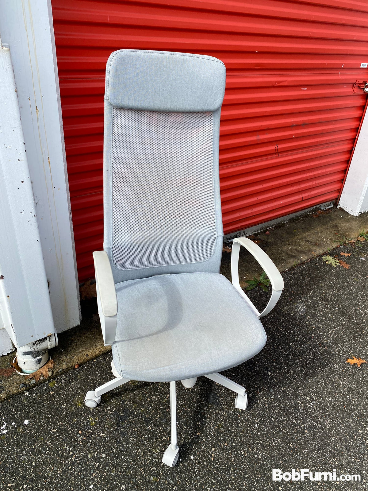 IKEA MARKUS Vissle Light Grey Height-Adjustable Fabric Office Chair