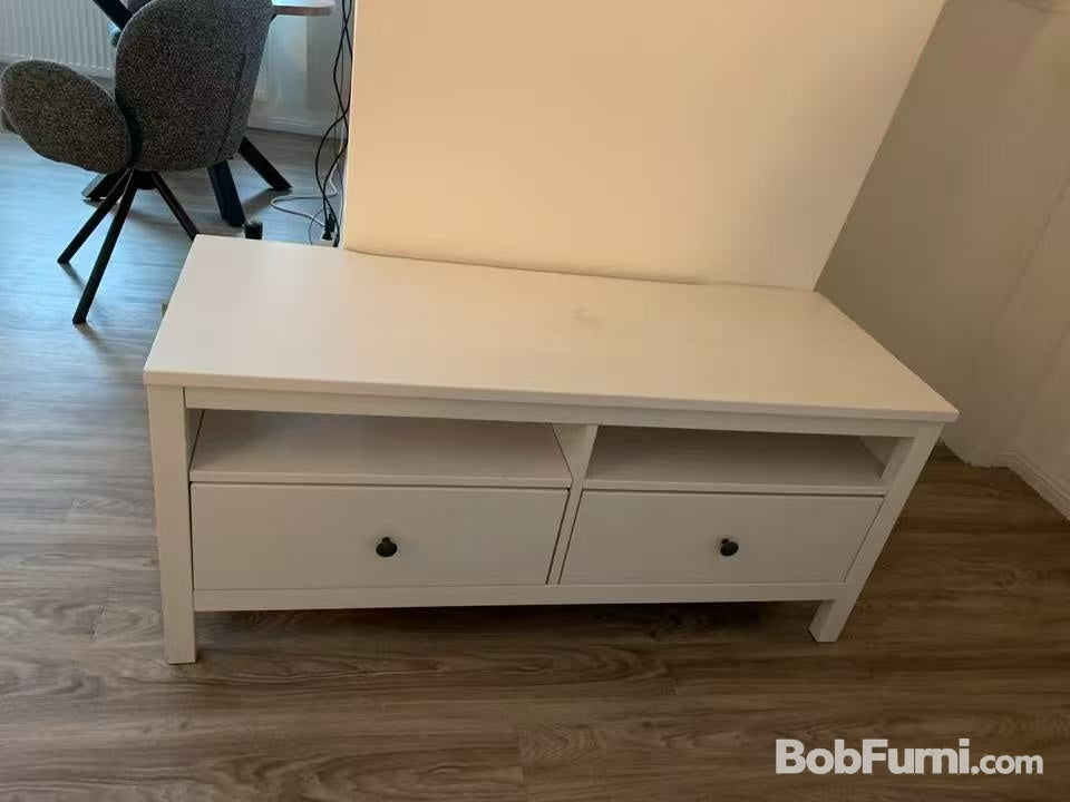 BobFurni watermarked image 2