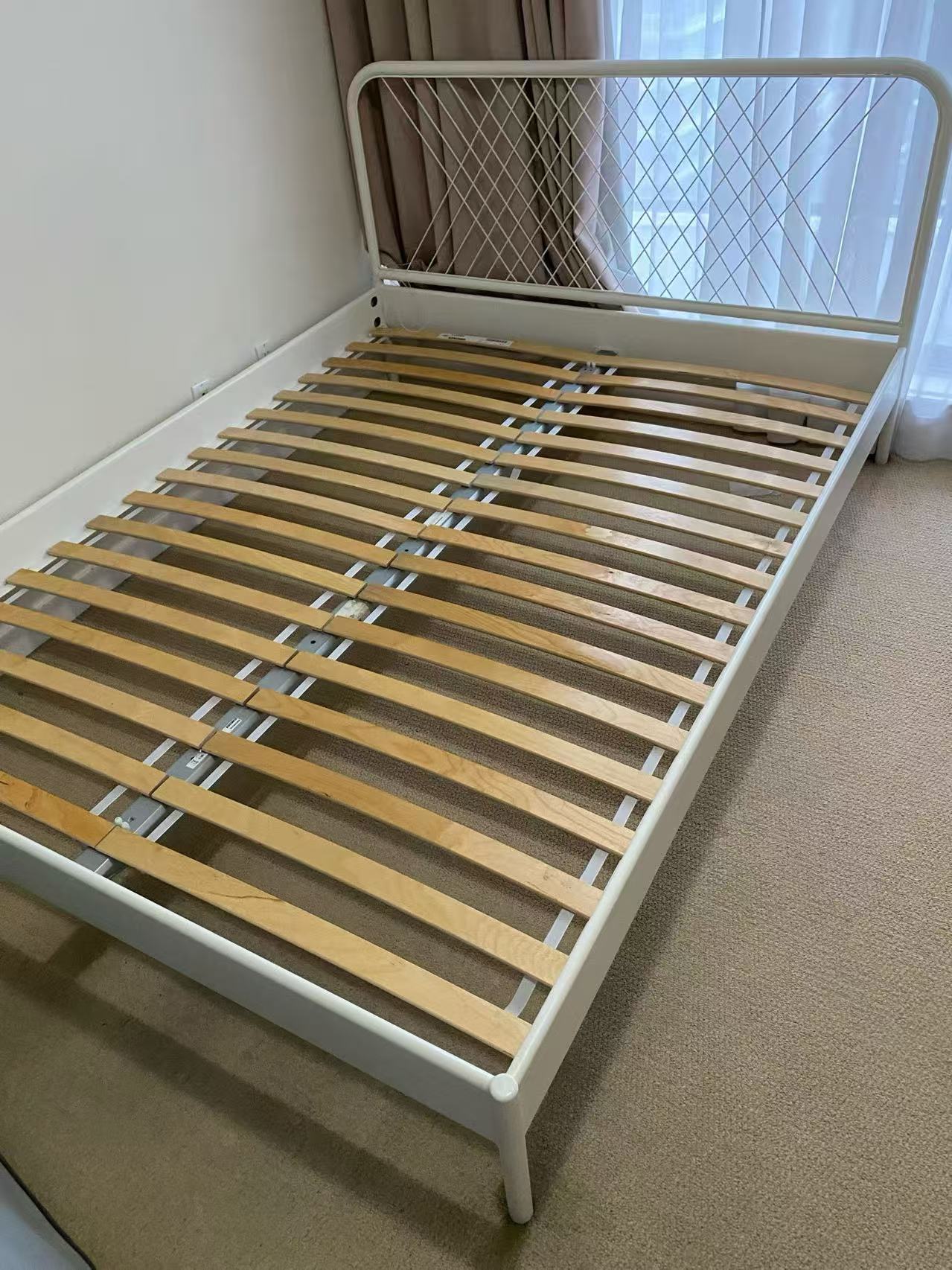 NESTTUN White Queen Bed Frame