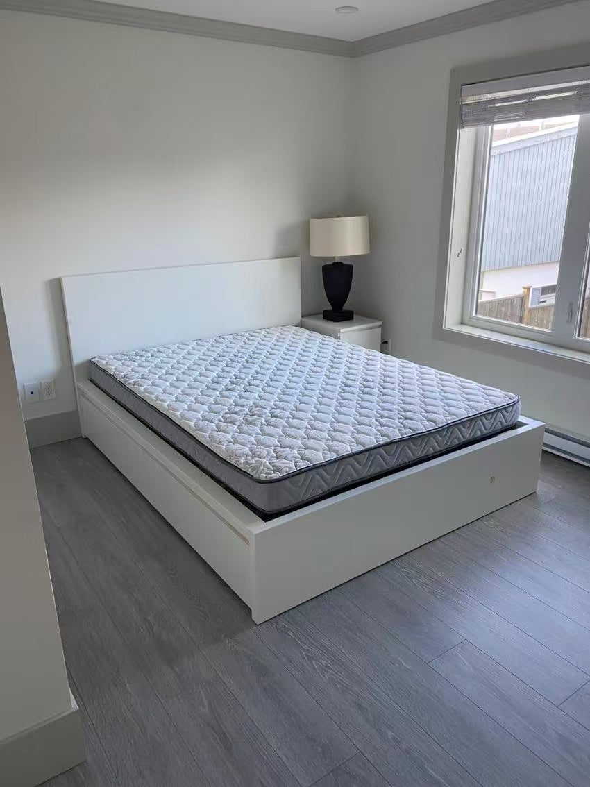 Medium Firm Mattress (Firmness ★★ | Innerspring + Foam, 9" Thick)