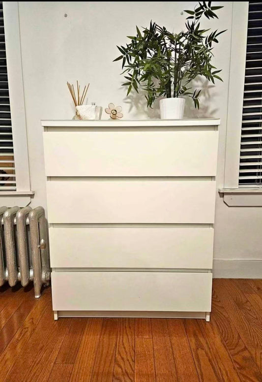 MALM White 4-Drawer Dresser